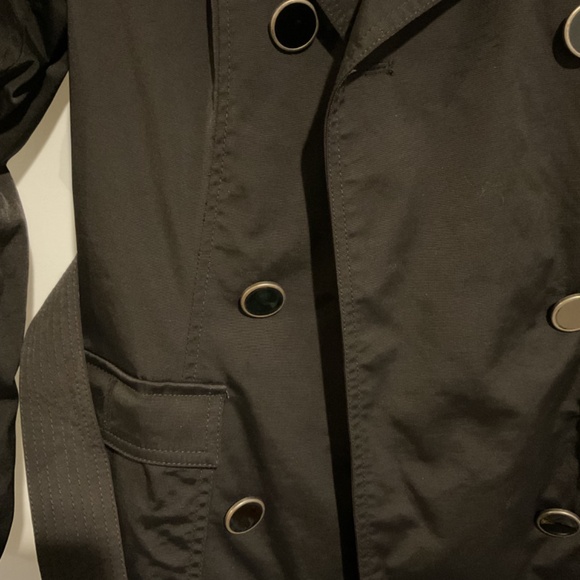 NEW YORK & COMPANY BLACK RAIN COAT SIZE SMALL - Picture 5 of 5